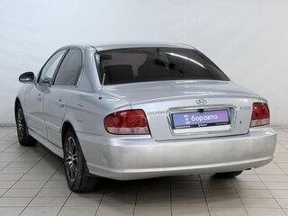 2007 Hyundai Sonata ТагАЗ IV (EF) Рестайлинг, серебристый, 449000 рублей, вид 5