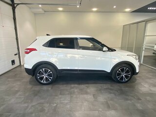 2018 Hyundai Creta I, белый, 1696000 рублей, вид 4