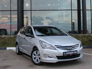 2014 Hyundai Solaris I Рестайлинг, серебристый, 850000 рублей, вид 3