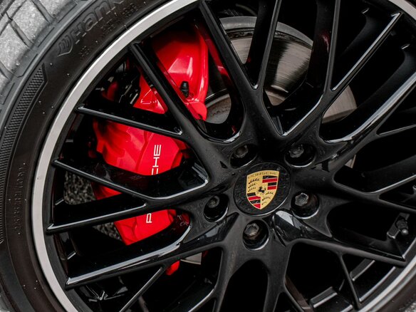 2018 Porsche Panamera 4 II, чёрный, 7700000 рублей - вид 11