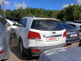 2010 Kia Sorento II, белый, 780000 рублей, вид 3