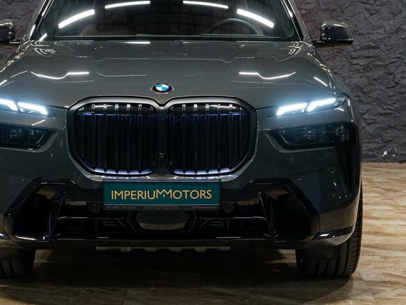 2026 BMW X7 40d I (G07) Рестайлинг, серый, 18490000 рублей - вид 2