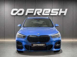 2020 BMW X1 20i xDrive II (F48) Рестайлинг, синий, 2939900 рублей, вид 3