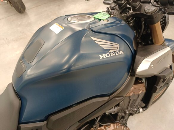2021 Honda CB 650R, синий, 790000 рублей - вид 24