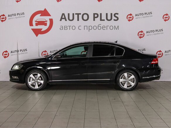2011 Volkswagen Passat B7, чёрный, 999000 рублей - вид 4