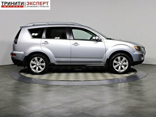 2010 Mitsubishi Outlander II Рестайлинг, серебристый, 1095000 рублей, вид 4