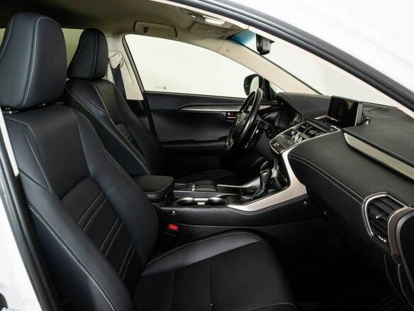 2019 Lexus NX 200 I Рестайлинг, белый, 3200000 рублей - вид 5