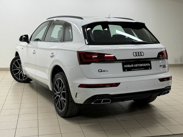 2025 Audi Q5 L 45 TFSI II (FY) Рестайлинг, белый, 5900000 рублей - вид 6