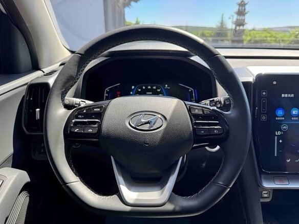 2022 Hyundai ix35 II Рестайлинг, белый, 1850000 рублей - вид 7