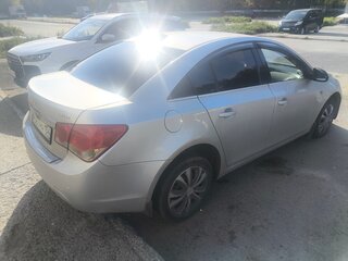 2011 Chevrolet Cruze I, серебристый, 500000 рублей, вид 3