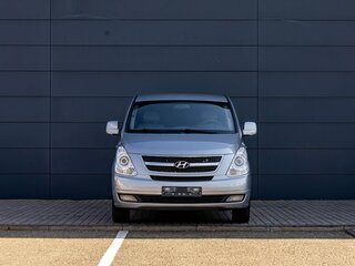2012 Hyundai Grand Starex I, серый, 1995000 рублей, вид 2