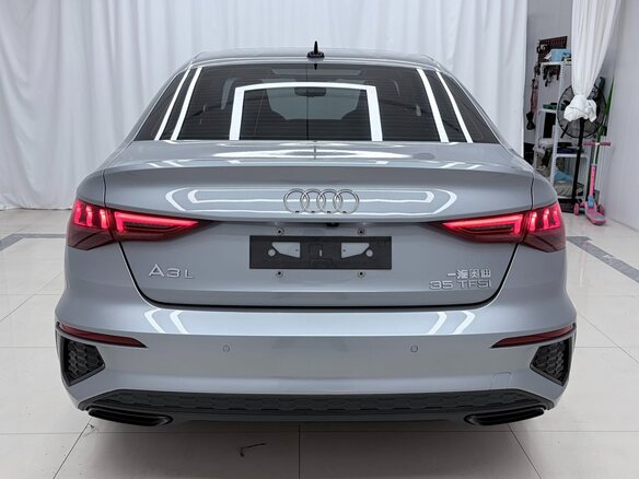 2022 Audi A3 35 TFSI Long IV (8Y), серебристый, 2188000 рублей - вид 4