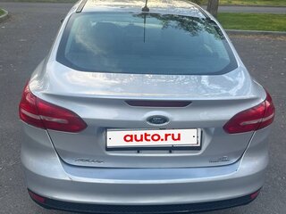 2017 Ford Focus III Рестайлинг, серебристый, 1000000 рублей, вид 3