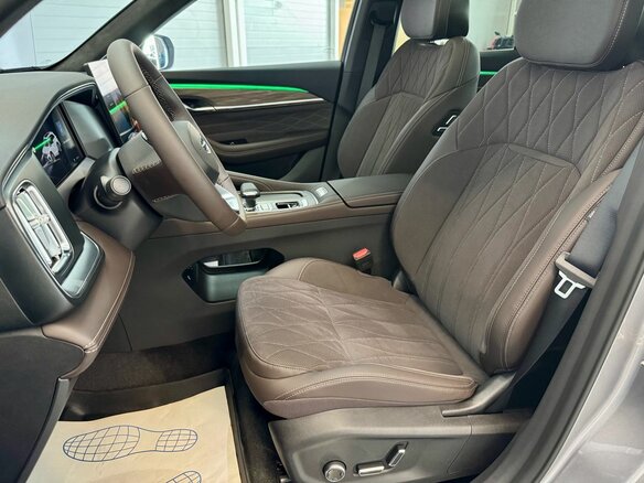 2026 Geely Monjaro I Рестайлинг 2 (China Market), серебристый, 4250000 рублей - вид 15
