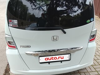 2014 Honda Freed I Рестайлинг, белый, 1180000 рублей, вид 4
