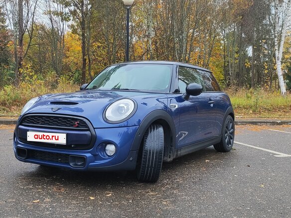 2014 Mini Hatch Cooper S III (F55/F56), синий, 2100000 рублей