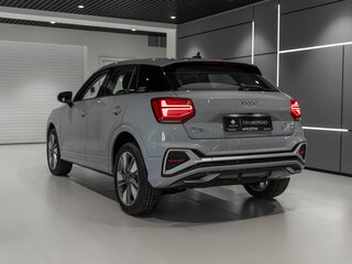 2025 Audi Q2 L 35 TFSI I Рестайлинг, серый, 3690000 рублей, вид 4