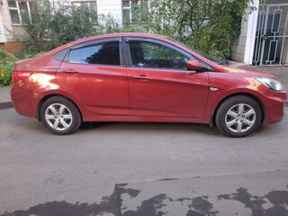 2012 Hyundai Solaris I, красный, 650000 рублей, вид 2