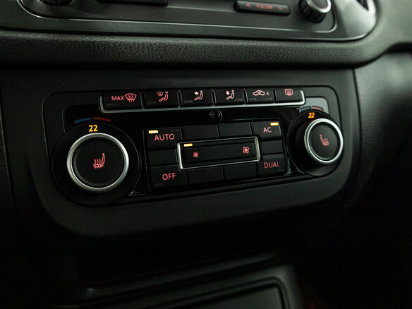 2012 Volkswagen Tiguan I Рестайлинг, белый, 1199585 рублей - вид 15