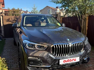 2019 BMW X5 40i IV (G05/G18), серый, 7000000 рублей, вид 3