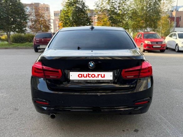 2015 BMW 3 серии 318i VI (F3x) Рестайлинг, чёрный, 1700000 рублей - вид 3