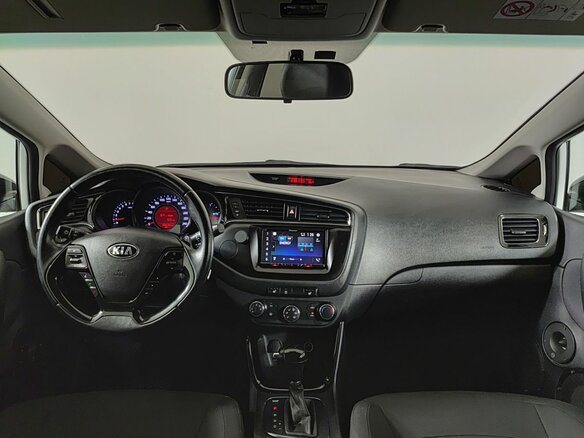 2017 Kia Ceed II Рестайлинг, белый, 1438000 рублей - вид 13