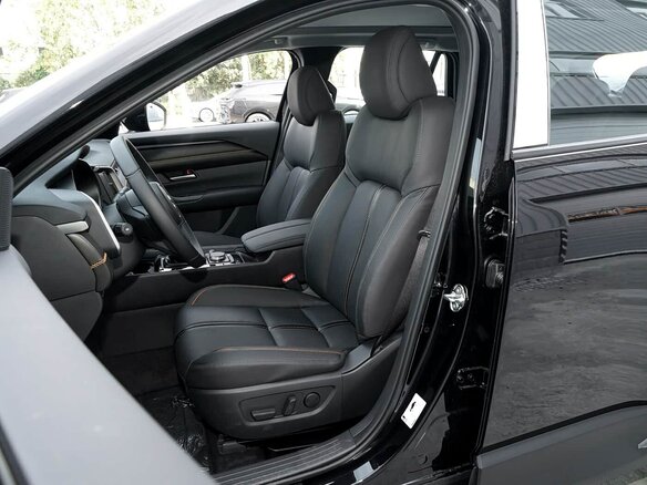 2026 Mazda CX-50, серый, 3450000 рублей - вид 2