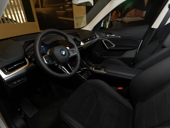 2026 BMW X1 25Li xDrive III (U11/U12), белый - вид 6