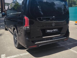 2025 Mercedes-Benz V-Класс Extra Long 300 экстра длинный III (W447) Рестайлинг 2, чёрный, 9800000 рублей, вид 4