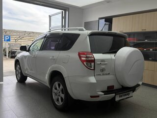 2011 Toyota RAV4 III (XA30) Рестайлинг, белый, 1350000 рублей, вид 4