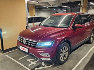 2016 Volkswagen Tiguan II, пурпурный, 2490000 рублей, вид 1