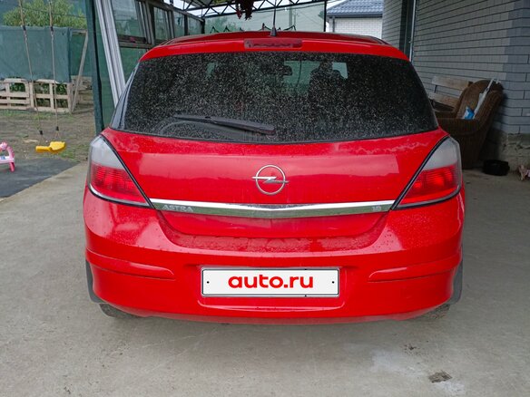 2007 Opel Astra H Рестайлинг, красный, 305000 рублей - вид 3