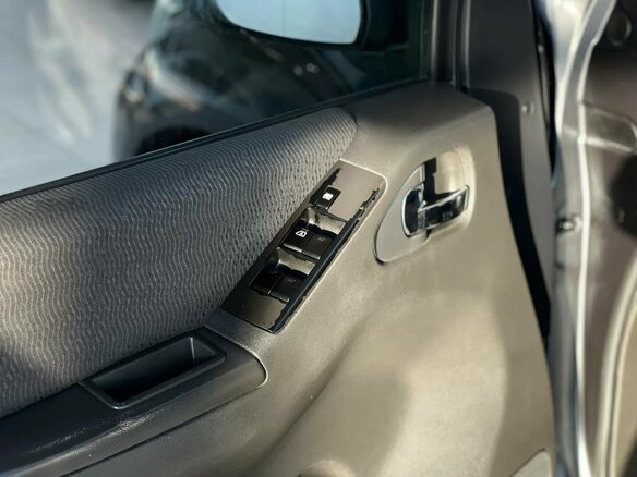 2010 Nissan Pathfinder III Рестайлинг, серый - вид 23