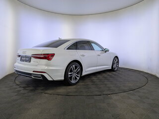 2021 Audi A6 45 TFSI V (C8), белый, 4250000 рублей, вид 5