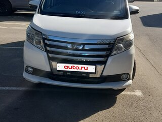 2015 Toyota Noah III (R80), белый, 1300000 рублей, вид 1