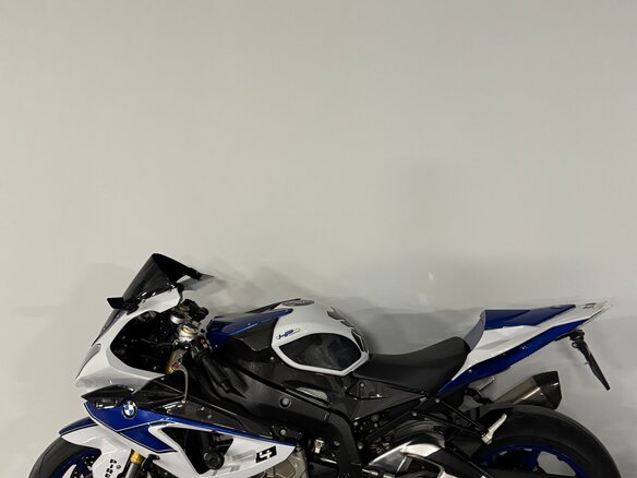 2013 BMW HP4, белый, 1300000 рублей