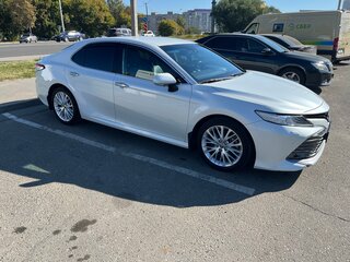 2020 Toyota Camry VIII (XV70), белый, 2999999 рублей, вид 2