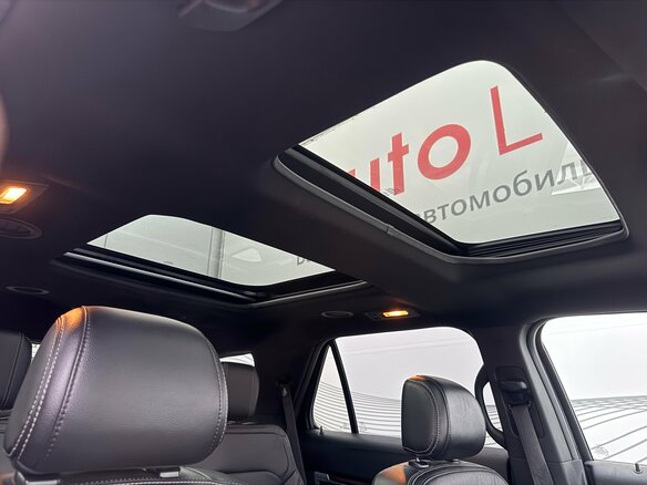 2017 Ford Explorer V Рестайлинг, чёрный, 2200000 рублей - вид 20