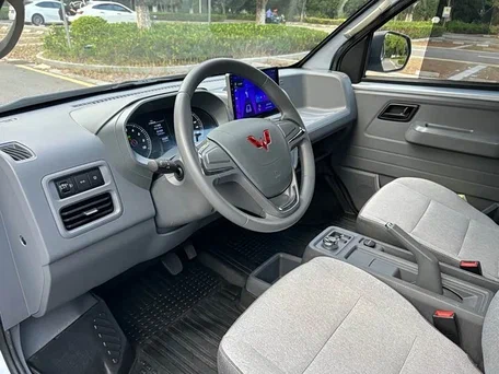 2026 Wuling Yangguang, голубой, 1690000 рублей, вид 5