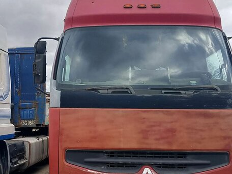 2000 Renault Premium, красный, 400000 рублей, вид 4