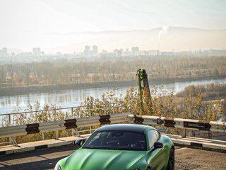 2025 Mercedes-Benz AMG GT 63 S E Performance II, зелёный, 40000000 рублей, вид 3