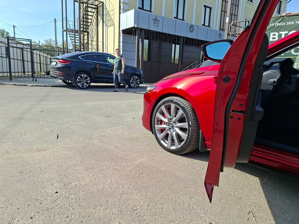 2019 Mazda 3 IV (BP), красный, 2470000 рублей - вид 5