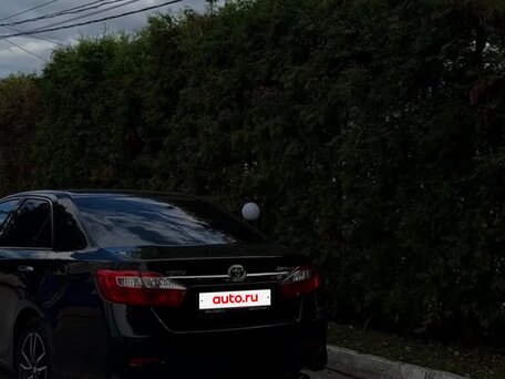2014 Toyota Camry VII (XV50), чёрный, 1750000 рублей, вид 3