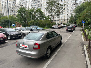 2011 Skoda Octavia DSG7 II (A5) Рестайлинг, серебристый, 550000 рублей, вид 3