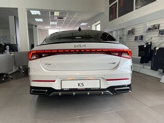 2022 Kia K5 III, белый, 3200000 рублей, вид 3