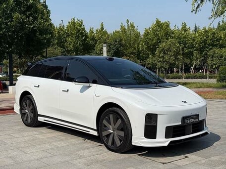 2026 Li Auto (Lixiang) i6, белый, 7370000 рублей, вид 4
