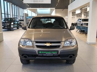 2012 Chevrolet Niva I Рестайлинг, коричневый, 349000 рублей, вид 2