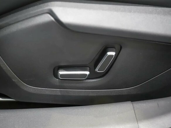 2026 Geely Cityray, серый, 3345000 рублей - вид 11