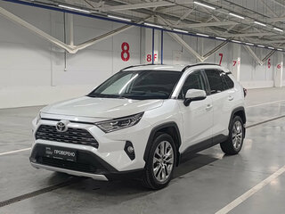 2020 Toyota RAV4 V (XA50), белый, 3700000 рублей, вид 1