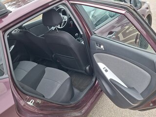 2013 Hyundai Solaris I, фиолетовый, 839000 рублей, вид 5